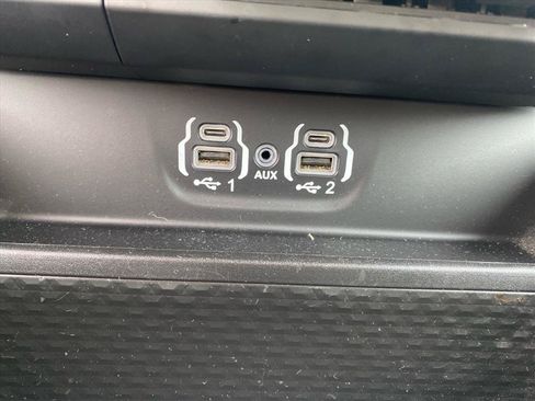 Used 2023 RAM 1500 Laramie AWD/4WD image 13