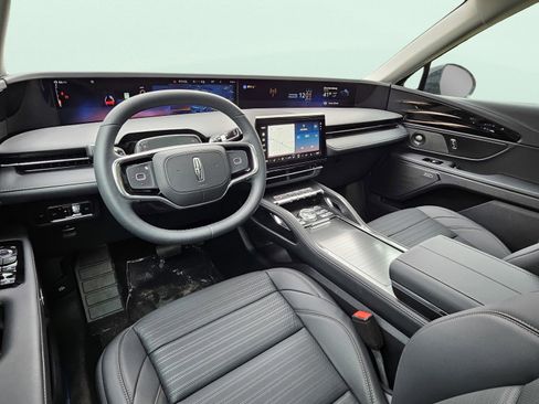 New 2026 Lincoln Nautilus Reserve w/ Jet Appearance Package image 17