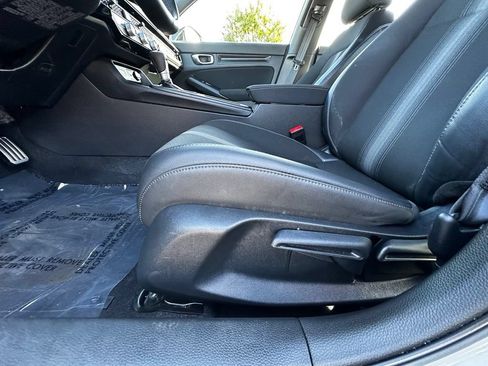Used 2024 Honda Civic Sport image 11