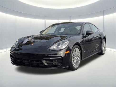 Used 2021 Porsche Panamera 4 image 2