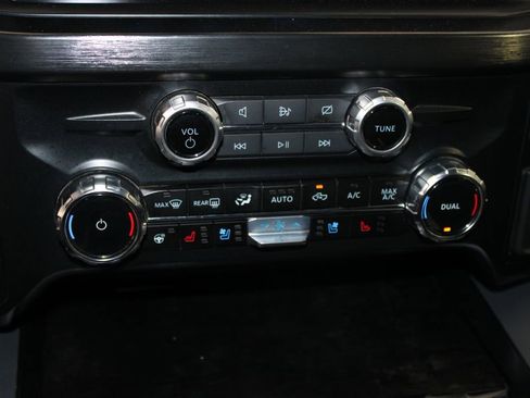 Used 2024 Ford F250 Lariat image 49