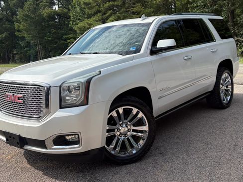 Used 2016 GMC Yukon Denali w/ Open Road Package AWD/4WD image 2