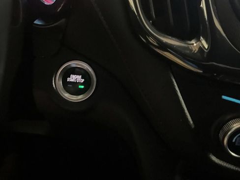 Used 2023 Chevrolet Equinox RS FWD image 25