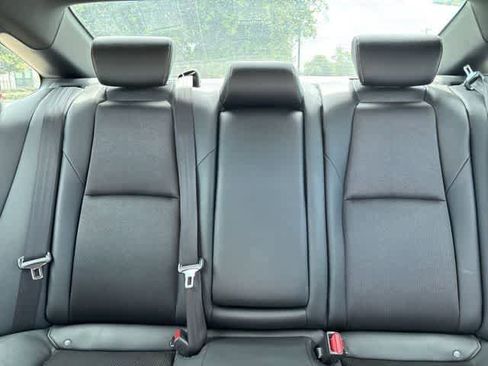 Used 2019 Honda Accord Sport image 19