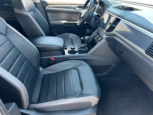 Certified 2022 Volkswagen Atlas SEL Premium AWD/4WD image 19