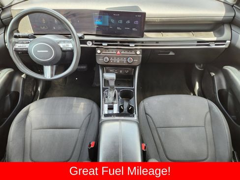 Used 2025 Hyundai Tucson SE FWD image 32
