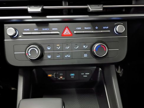 New 2026 Hyundai Tucson SE image 18