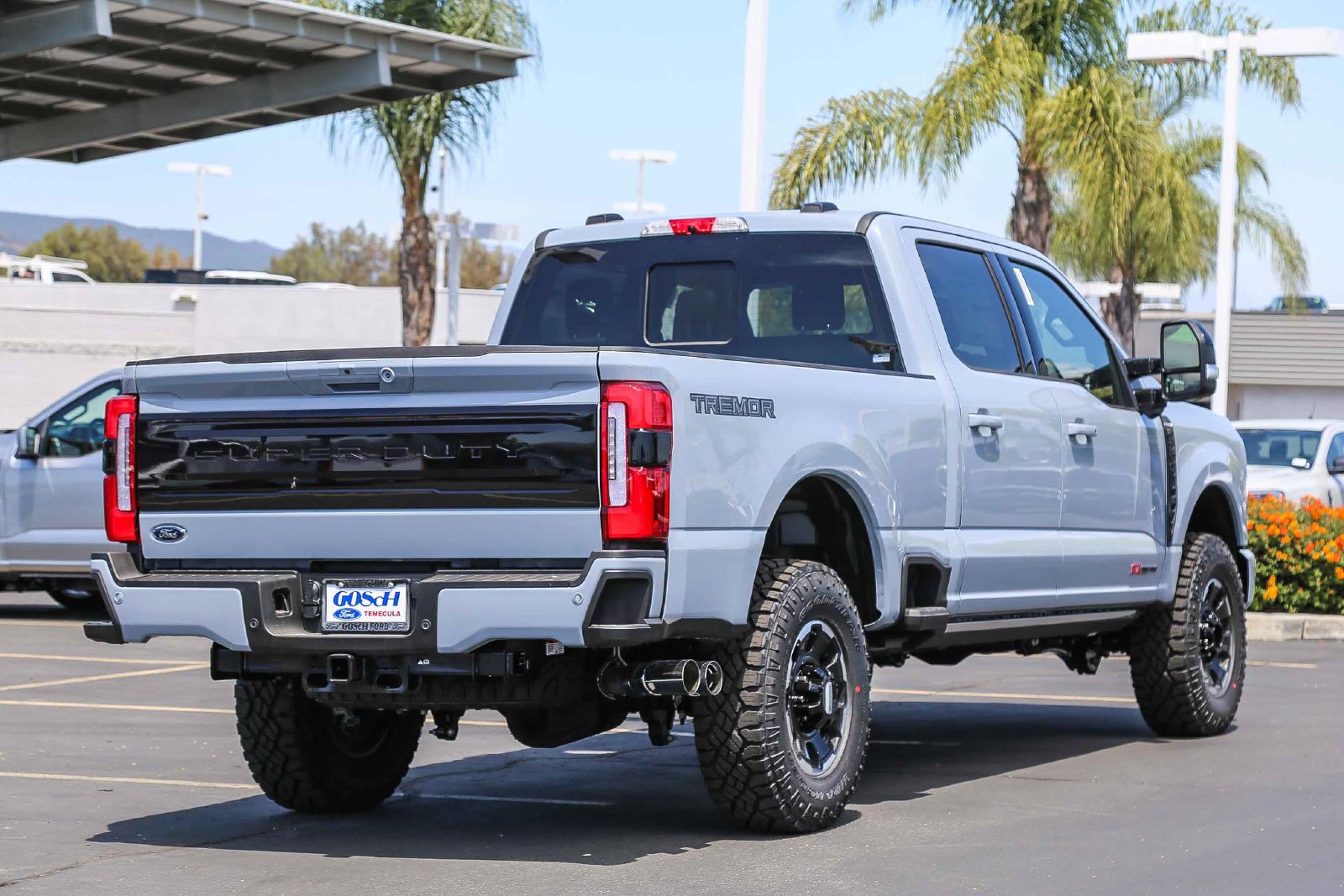 New 2026 Ford F250 Platinum w/ Tremor Off-Road Package AWD/4WD image 5