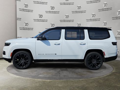 Used 2024 Jeep Grand Wagoneer Series III w/ Quick Order Packagew 28T image 2