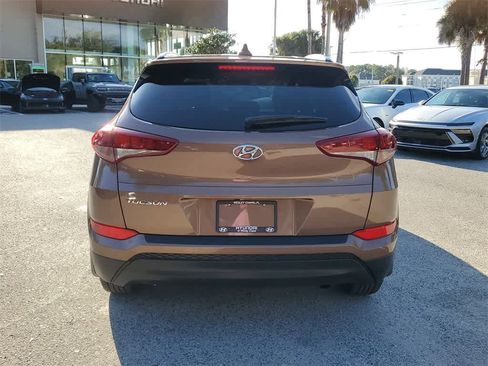 Used 2017 Hyundai Tucson SE Plus image 9