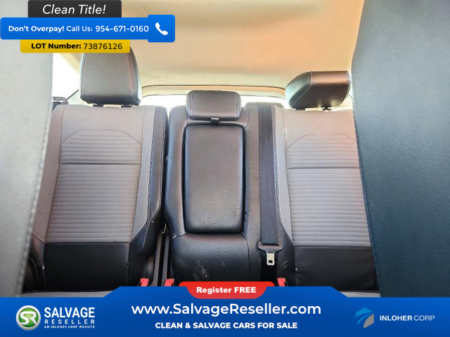 Used 2017 Ford Escape SE w/ Equipment Group 201A FWD image 13