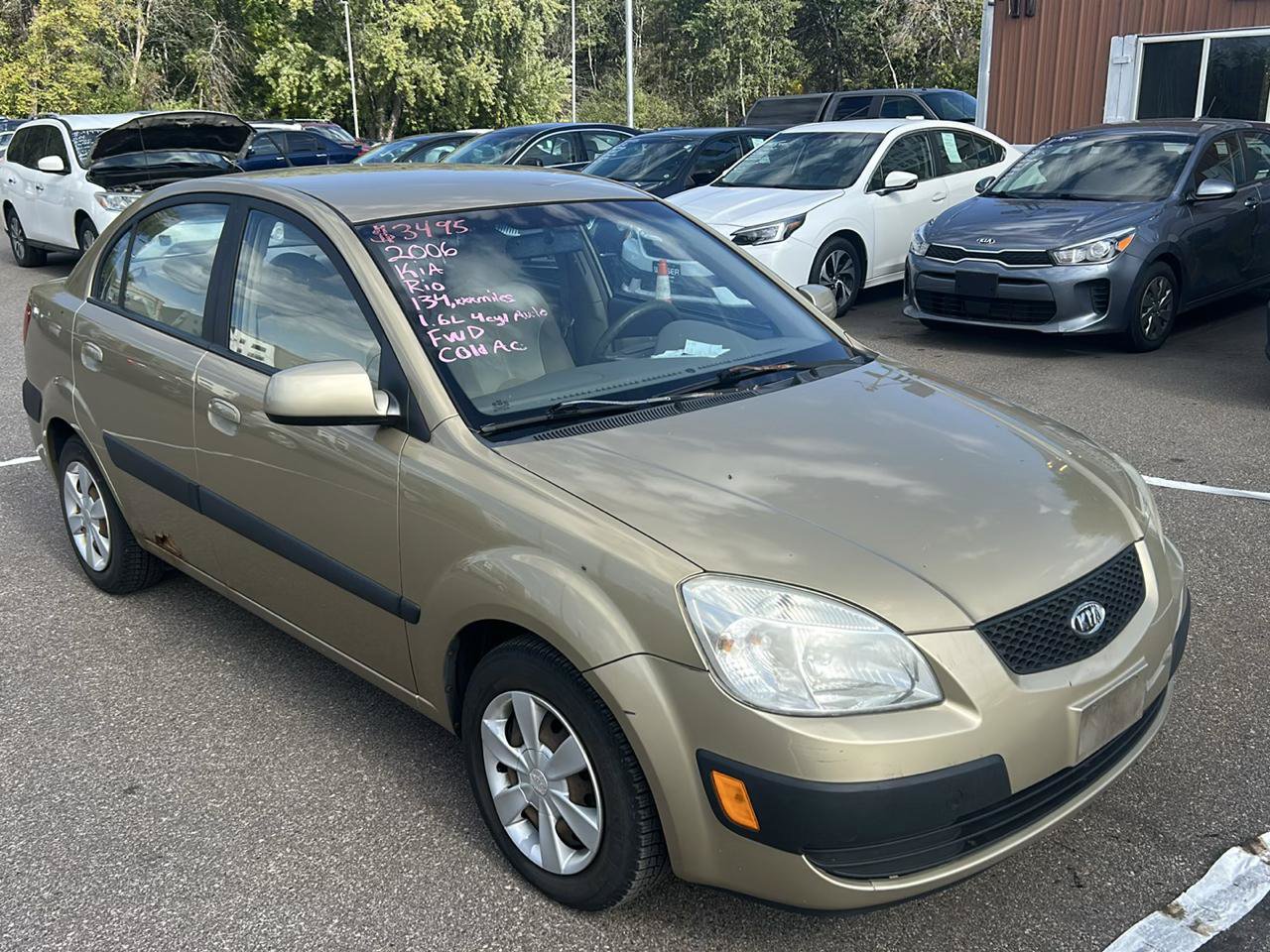 Used 2006 Kia Rio Sedan FWD image 3