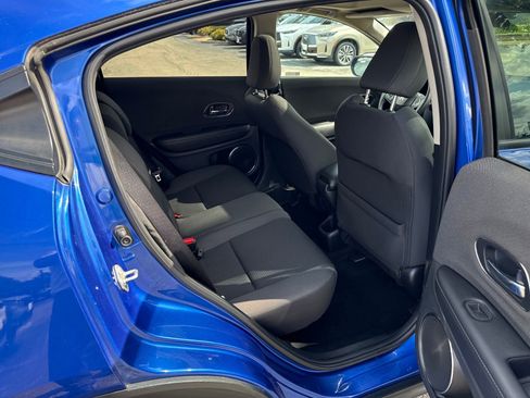Used 2021 Honda HR-V EX image 17