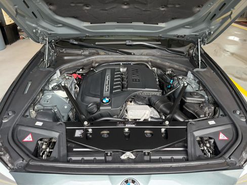 Used 2012 BMW 535i xDrive Sedan AWD/4WD image 12