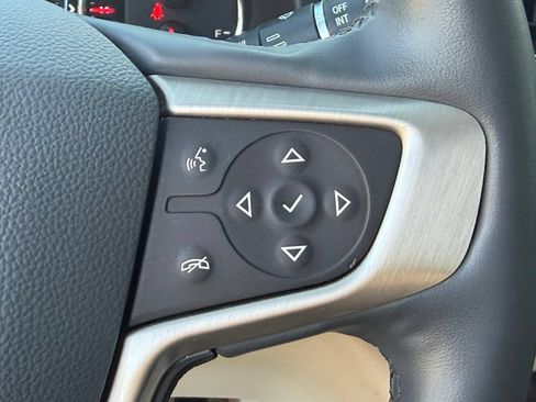 Used 2023 GMC Acadia Denali AWD/4WD image 18