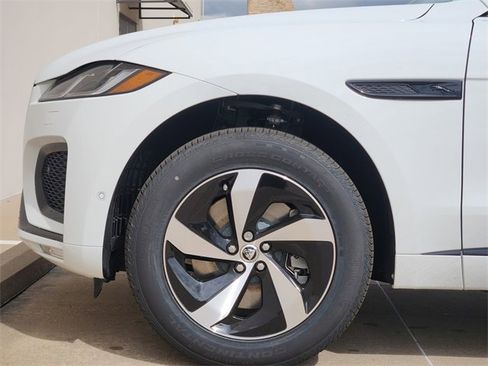 Used 2026 Jaguar F-PACE R-Dynamic S image 6