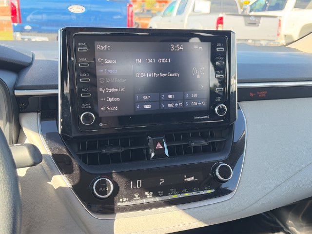 Used 2021 Toyota Corolla LE FWD image 20