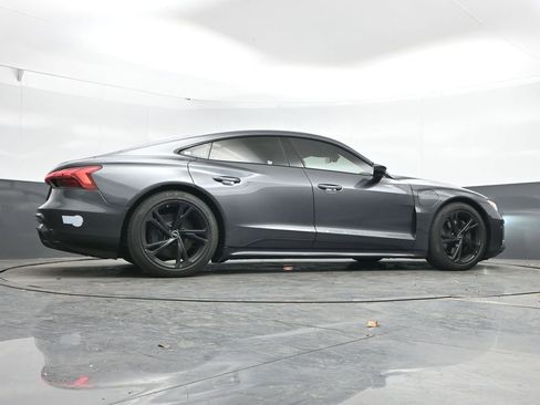 Used 2023 Audi e-tron GT Premium Plus image 44