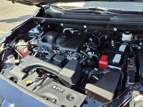 Certified 2024 Toyota RAV4 XLE FWD image 9