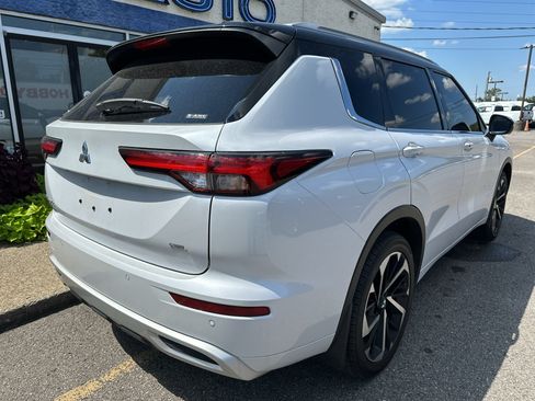 Used 2024 Mitsubishi Outlander SEL AWD/4WD image 4