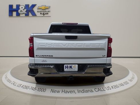 Used 2024 Chevrolet Silverado 1500 LT AWD/4WD image 5