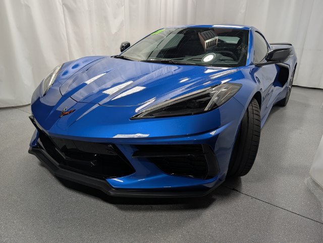 Used 2021 Chevrolet Corvette Stingray Preferred Cpe w/ Z51 Performance Package RWD image 7