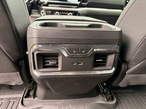 Used 2025 GMC Sierra 3500 SLT w/ SLT Premium Package AWD/4WD image 25
