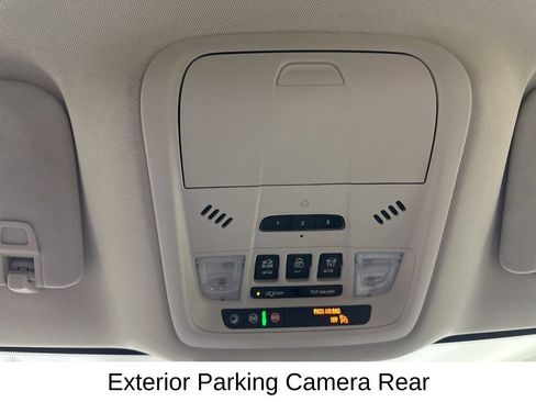 Used 2023 Buick Enclave Avenir w/ Avenir Technology Package AWD/4WD image 48