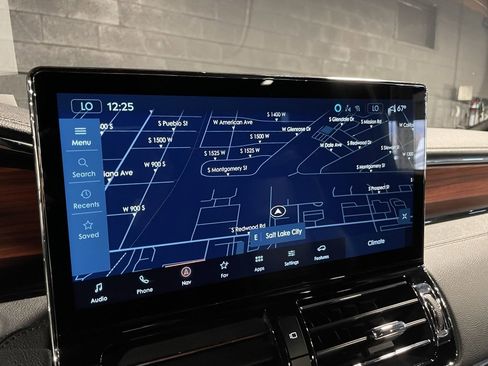 Used 2024 Lincoln Navigator Reserve image 8