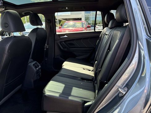 Certified 2023 Volkswagen Tiguan SE R-Line AWD/4WD image 16