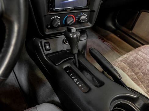 Used 2002 Chevrolet Camaro Z28 w/ SS Performance/Appearance Pkg RWD image 16
