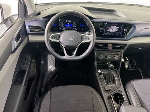 Used 2022 Volkswagen Taos SE AWD/4WD image 22