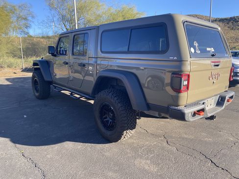 Used 2020 Jeep Gladiator Mojave image 2