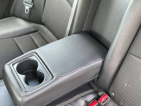 Used 2016 Honda Accord Sport image 30