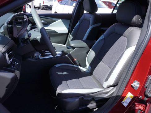 Used 2024 Buick Envista Preferred w/ Convenience II Package image 13