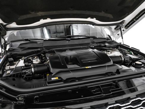 Used 2020 Land Rover Range Rover HSE image 52