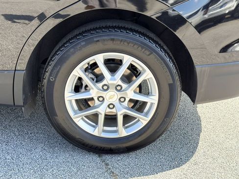 Used 2024 Chevrolet Equinox LT FWD image 31