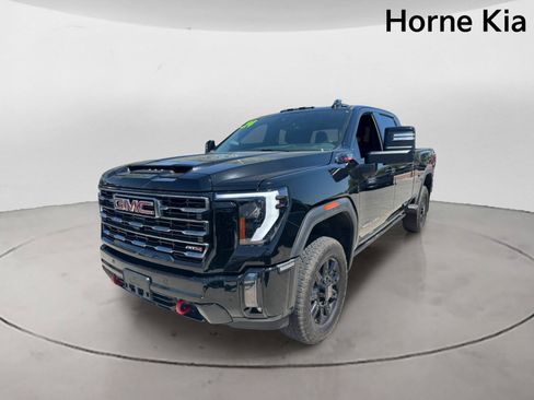 Used 2024 GMC Sierra 3500 AT4 w/ AT4 Premium Plus Package AWD/4WD image 7