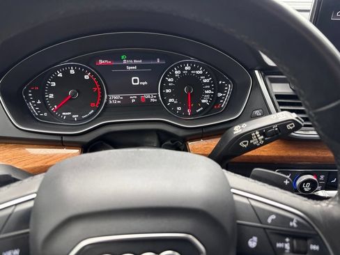 Certified 2023 Audi Q5 2.0T Premium w/ Convenience Package AWD/4WD image 33