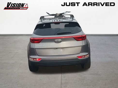 Used 2018 Kia Sportage LX w/ LX Popular Package image 6