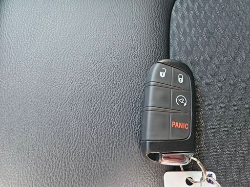 New 2026 Jeep Compass Latitude image 29