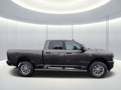 New 2026 RAM 2500 Big Horn AWD/4WD image 3