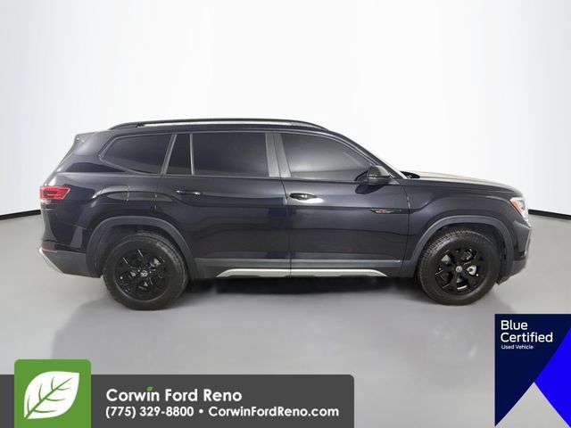 Used 2024 Volkswagen Atlas Peak Edition SEL AWD/4WD image 11