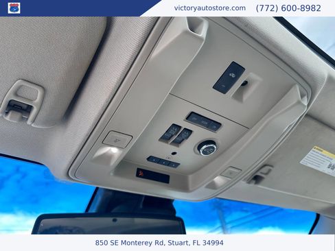 Used 2019 GMC Yukon Denali image 44