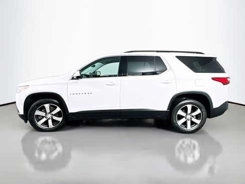 Used 2020 Chevrolet Traverse LT w/ LT Premium Package image 4