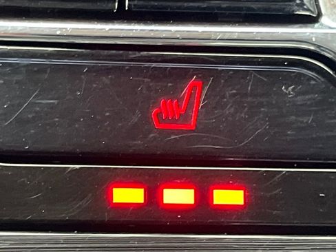 Certified 2023 Lincoln Nautilus AWD w/ Premium Package image 15