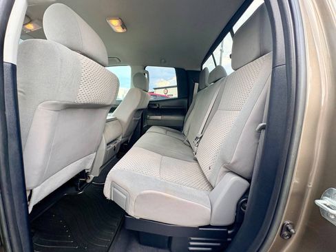 Used 2013 Toyota Tundra 4x4 Double Cab w/ Tow Pkg image 19