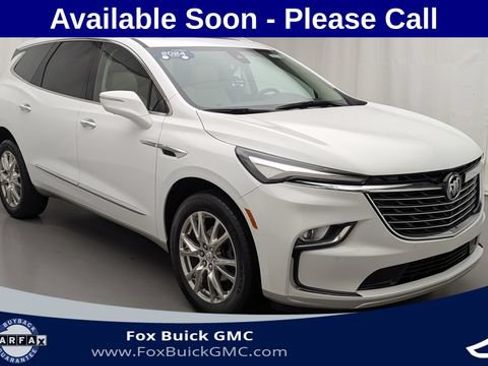 Used 2024 Buick Enclave Essence w/ Experience Buick Package AWD/4WD image 2