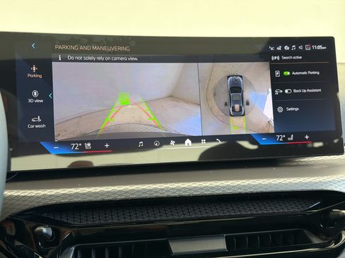New 2026 BMW 330i xDrive Sedan w/ Premium Package AWD/4WD image 25