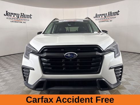 Used 2023 Subaru Ascent Onyx Edition Limited image 3